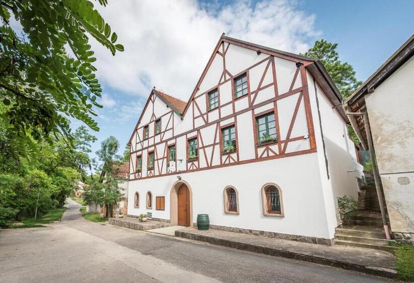 ペンション Vinařství Vrátil Penzion