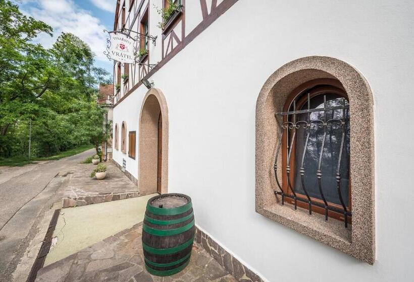 ペンション Vinařství Vrátil Penzion