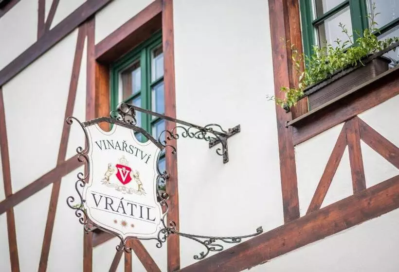 ペンション Vinařství Vrátil Penzion