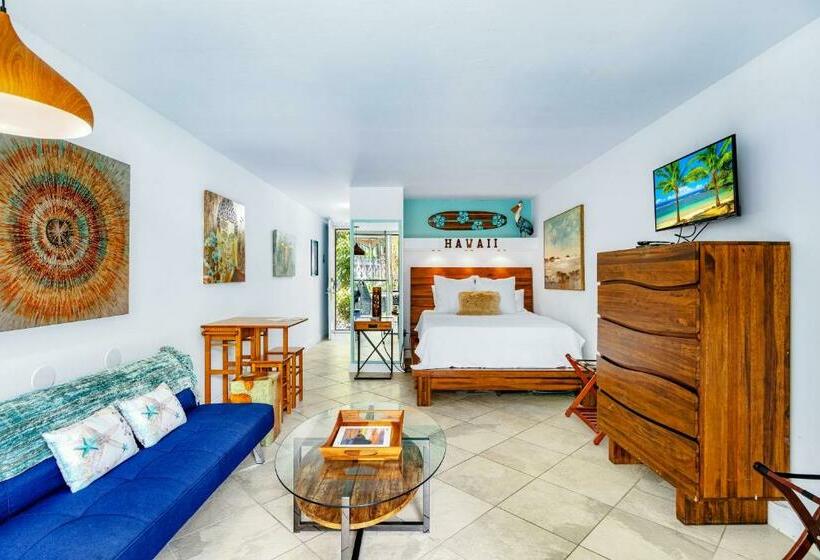 Downtown Hawaiian Paradise Condo With Hot Tub, Pool & Beach   Kona Islander Inn