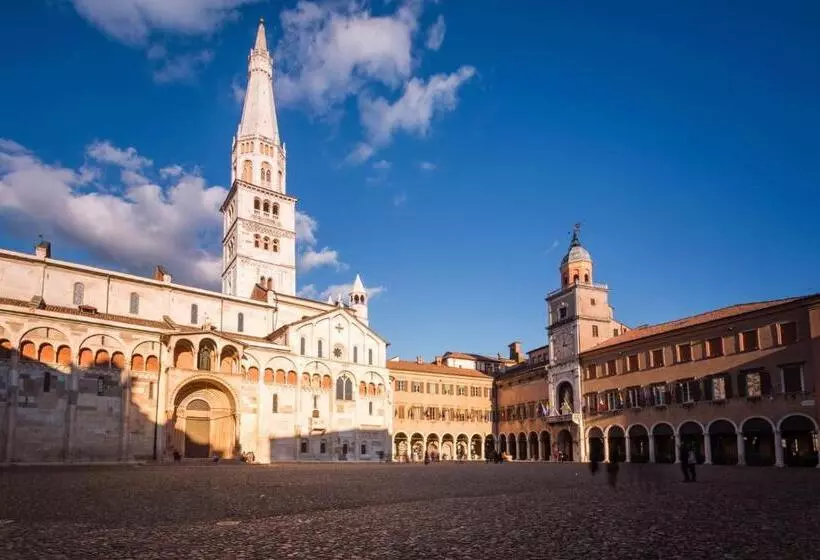 پانسیون Appartamenti   Moderna   500m Dal Duomo