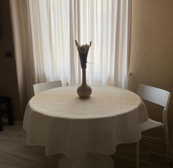 پانسیون Appartamenti Moderna 500m Dal Duomo