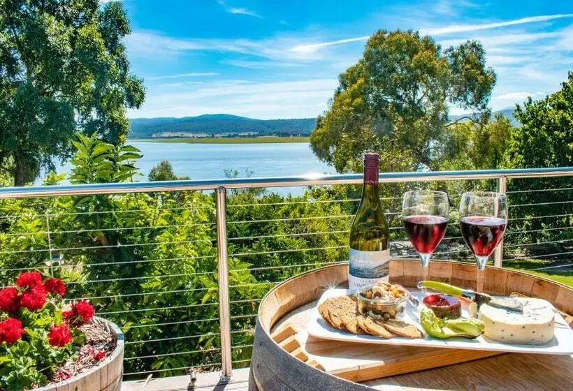 Majatalo Tamar House