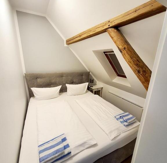 ベッドアンドブレックファースト Pension Apostel