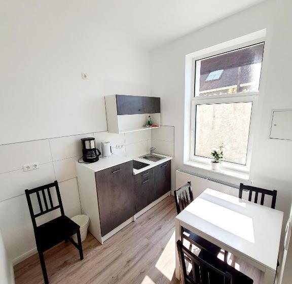 ベッドアンドブレックファースト Pension Apostel