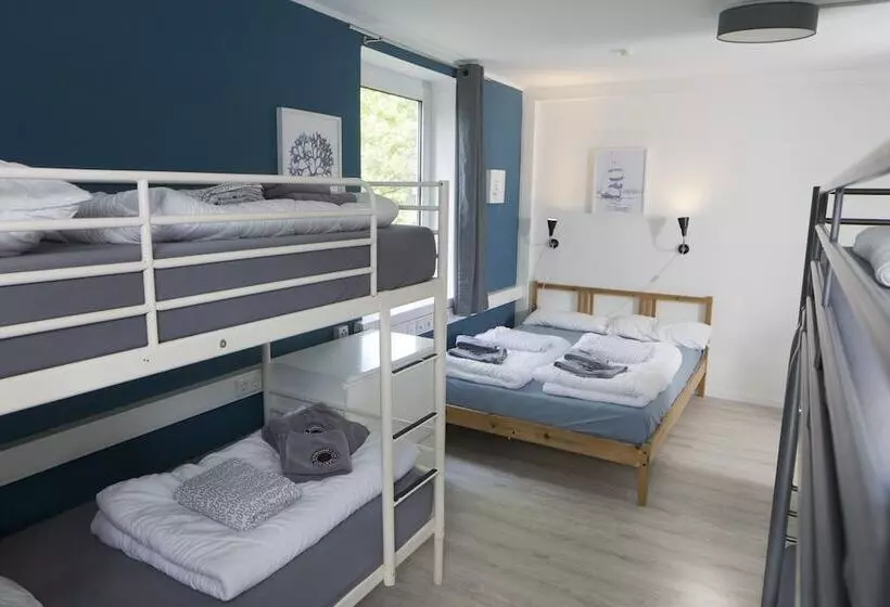 Flensbed Hotel & Hostel