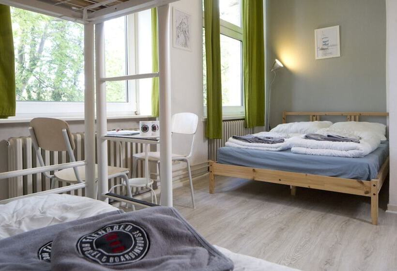 Flensbed Hotel & Hostel