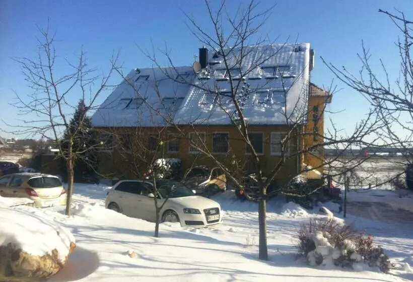 هتل Am Müritz Nationalpark