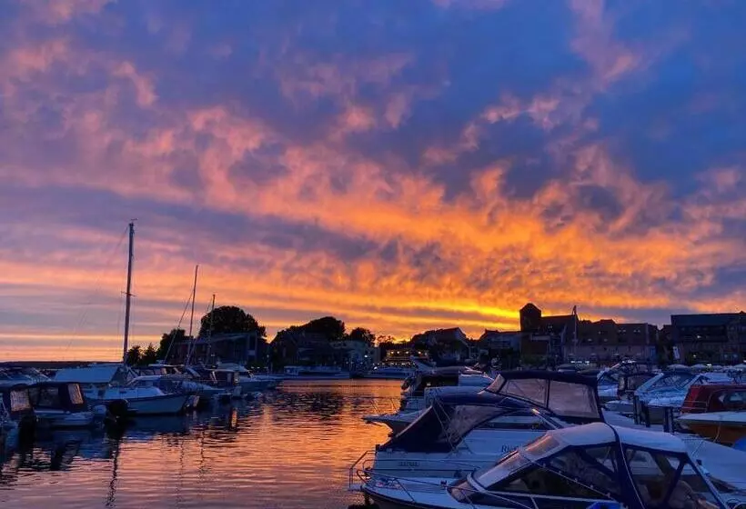 هتل Am Müritz Nationalpark