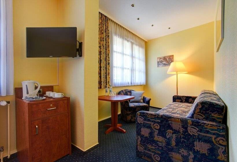 酒店 Elbinsel Free Parking