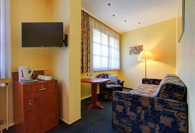 酒店 Elbinsel Free Parking