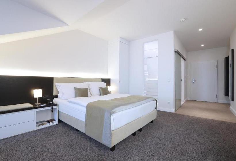 בית מלון כפרי Kieler Yachtclub