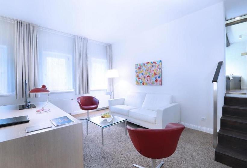 בית מלון כפרי Kieler Yachtclub