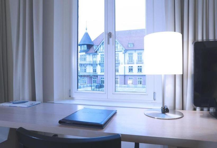 בית מלון כפרי Kieler Yachtclub