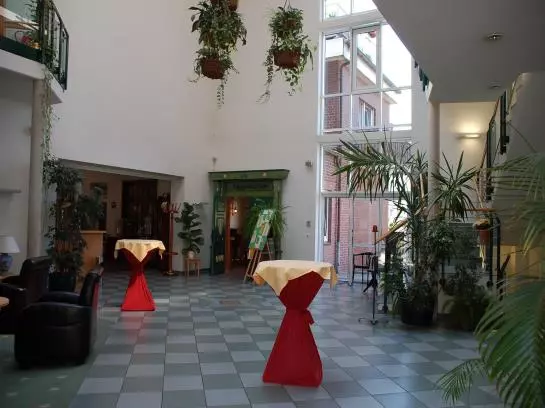 Отель Krupunder Park