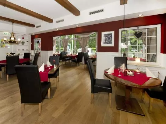 Отель Krupunder Park