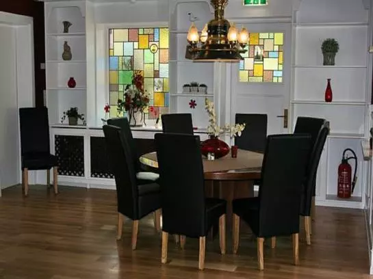 Отель Krupunder Park