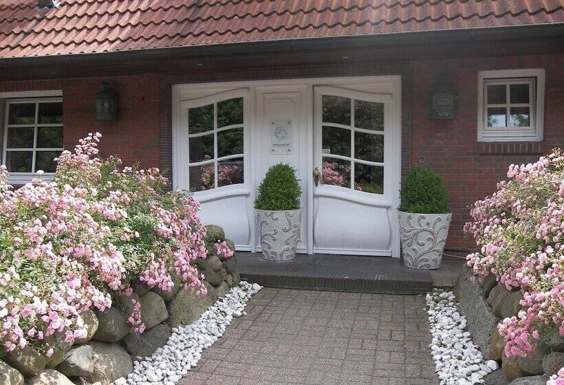 Отель Landhaus Sylter Hahn
