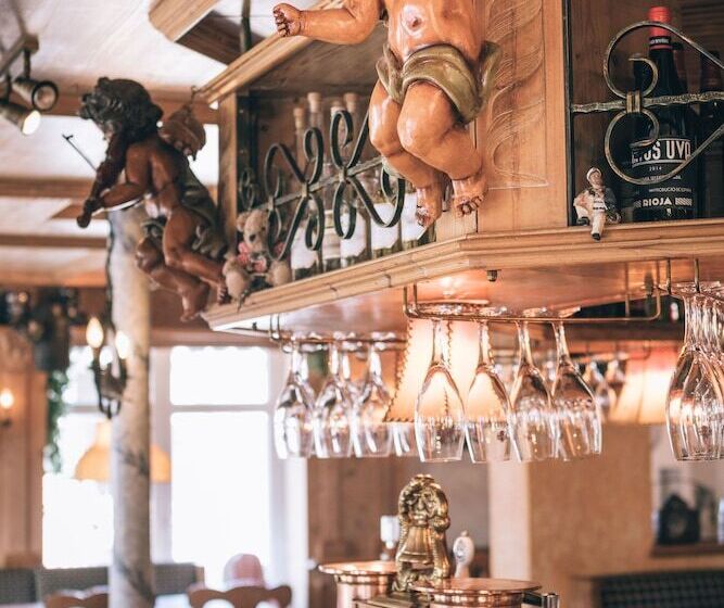 Отель Restaurant Burgklause