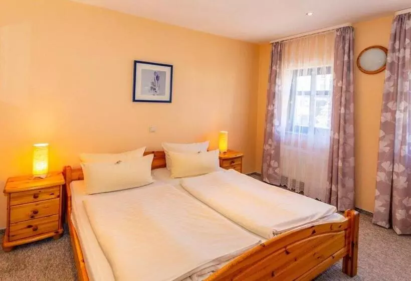 Отель Spitzenhoernbucht