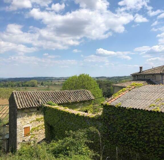 ベッドアンドブレックファースト Les Garrigues Bleues