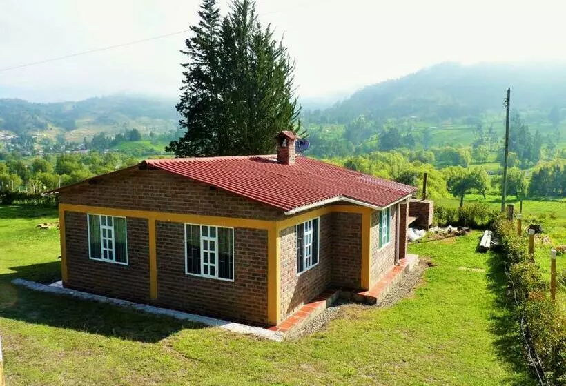 ホテル Cabaña La Tertulia Iza