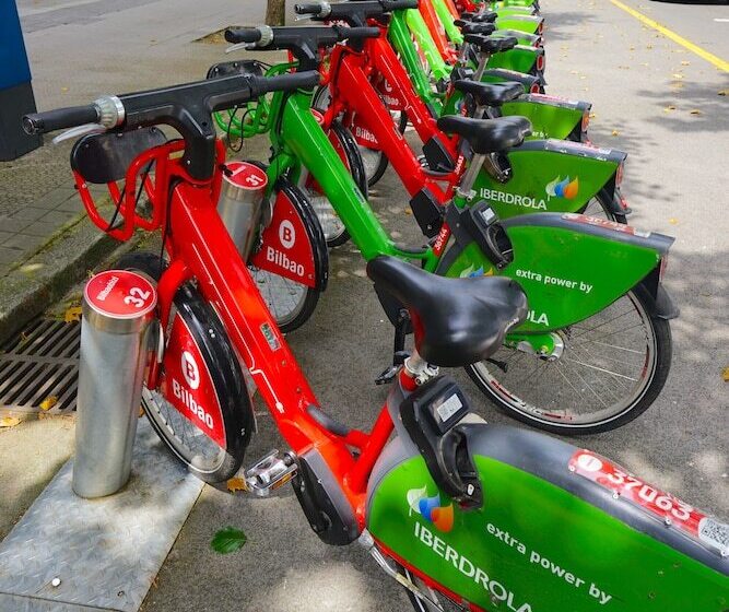 Bilbao Ciudad Del Mundo Arte Teletrabajo Y Ocio