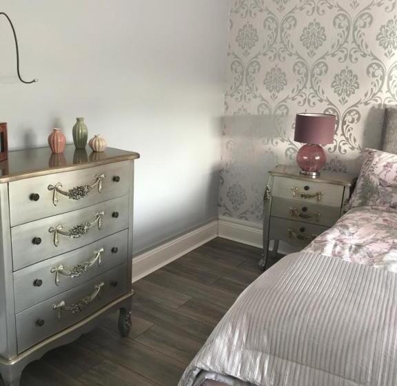 مبيت وإفطار Mickering Barn