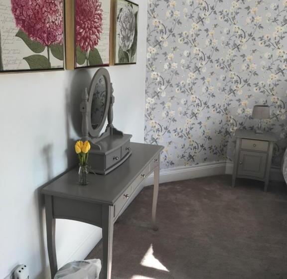 مبيت وإفطار Mickering Barn