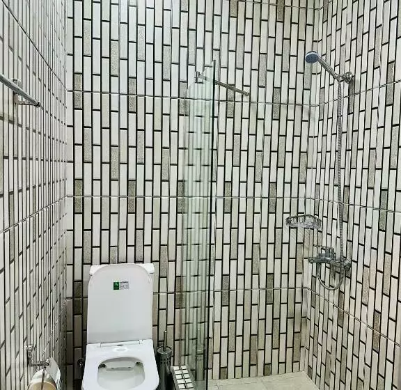 Tigran Hotel By Black & Gold