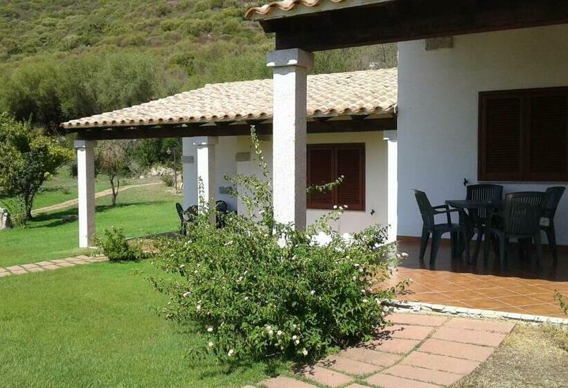 酒店 Lu Baroni Budoni