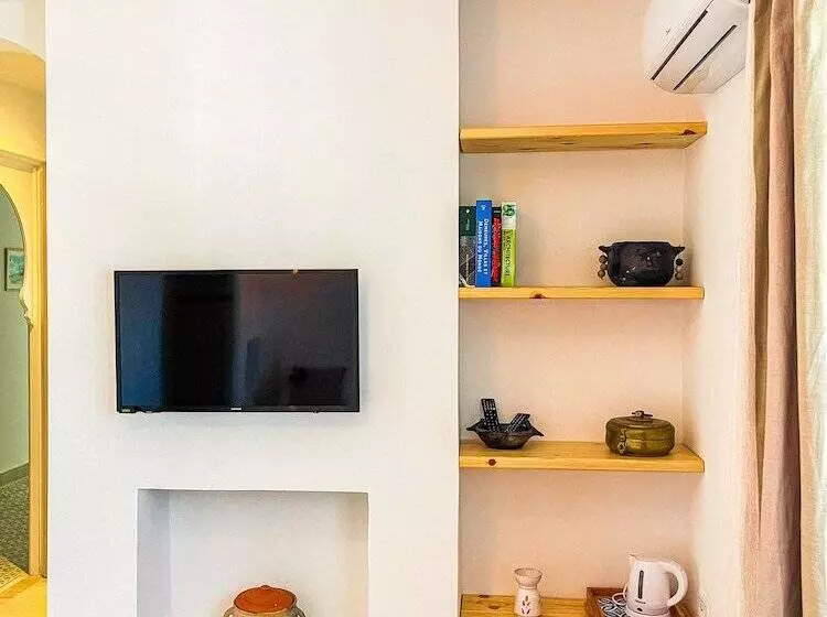 Majatalo Dar Colibri   Maison D Hôtes à Kélibia