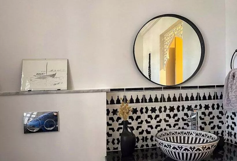 Majatalo Dar Colibri   Maison D Hôtes à Kélibia