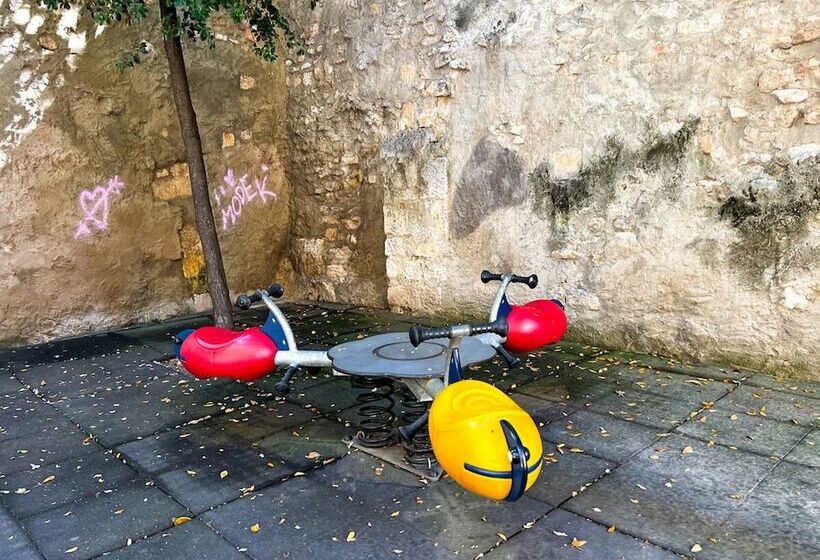 Unik Vacation Ripoll