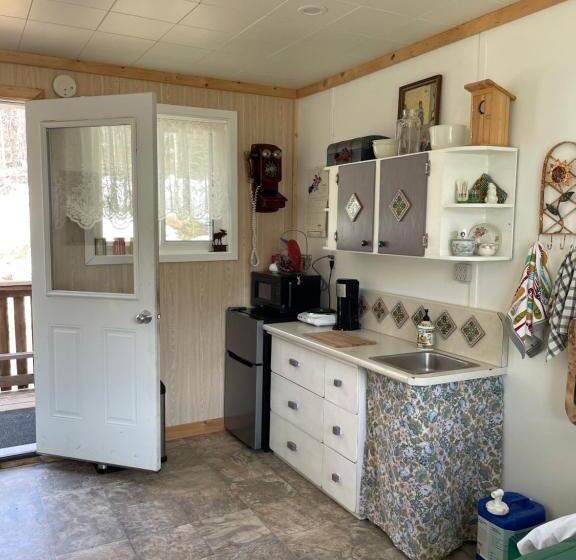 مبيت وإفطار Jade City Dog House