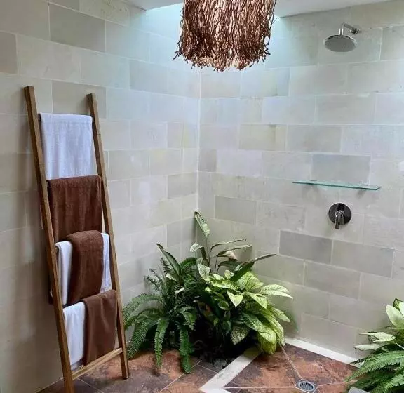 Aamiaismajoitus (B&B) Villa Karma Kama