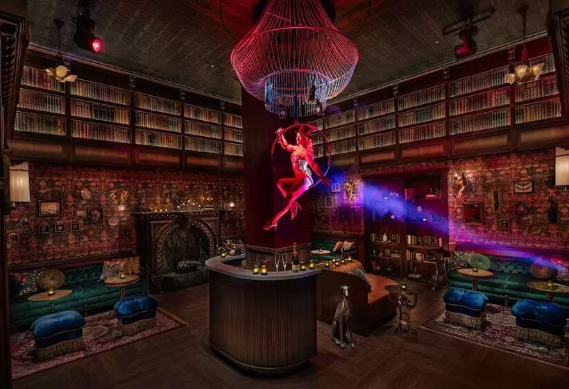 ホテル Moxy Downtown Los Angeles