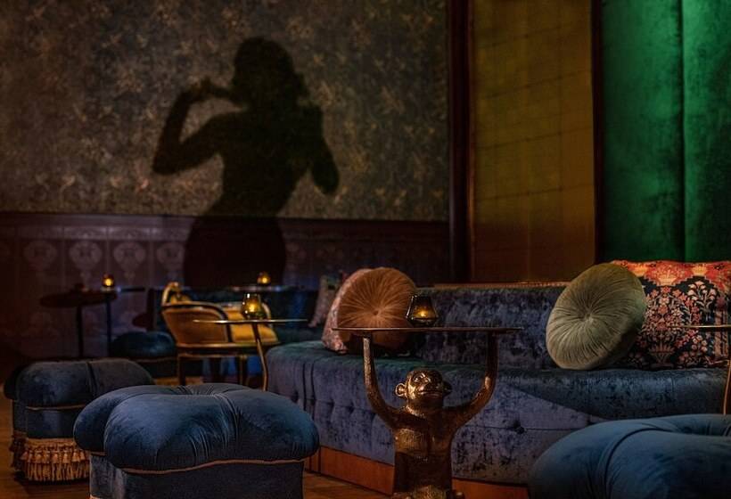 هتل Moxy Downtown Los Angeles