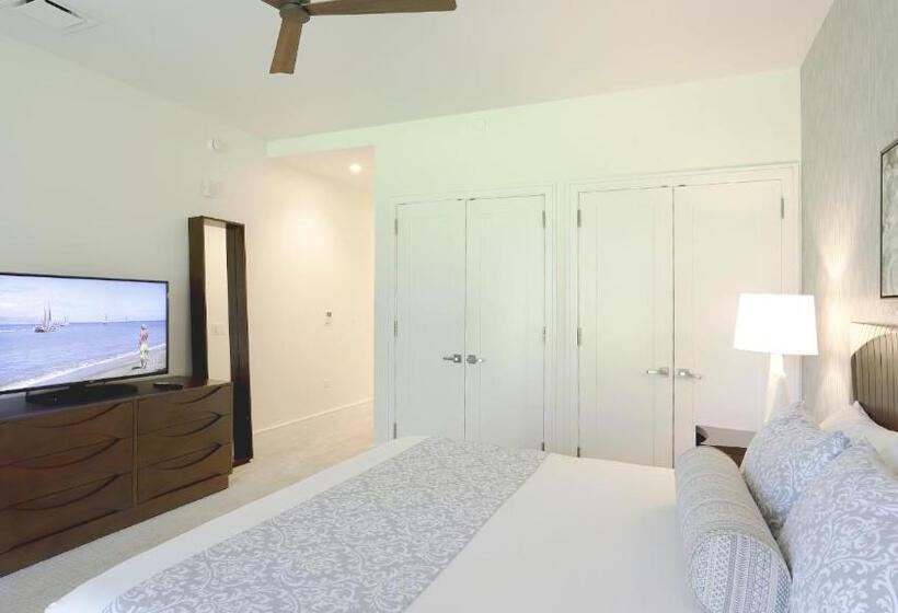 Maui Westside Presents: Honua Kai Luana Garden Villas 7b