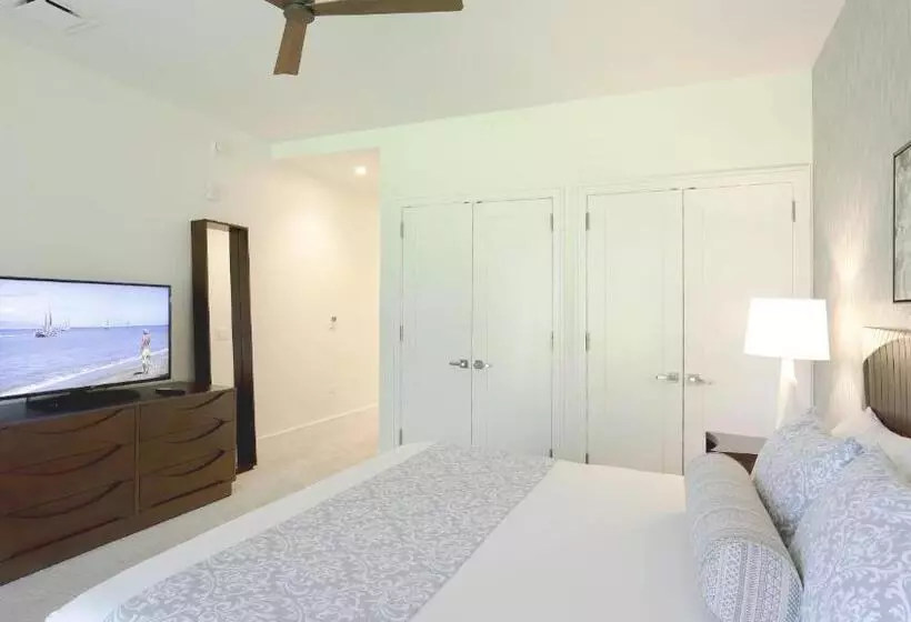 Maui Westside Presents: Honua Kai   Luana Garden Villas 7b