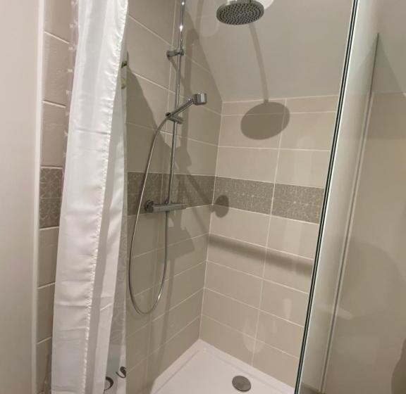 민박 Chambre Privative Chez Toutoune