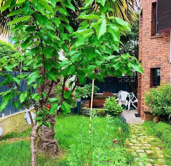 Aamiaismajoitus (B&B) Le Jardin Paris
