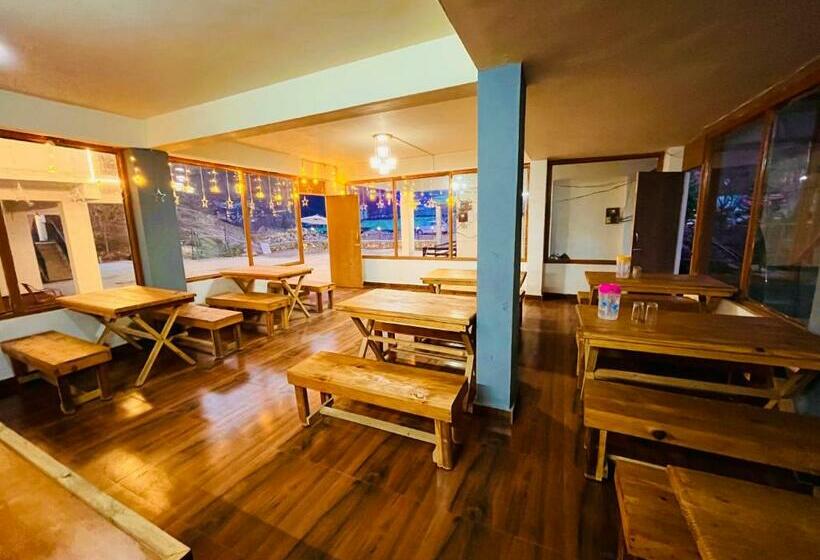 בית מלון כפרי Beas River Retreat A Riverside With Balcony