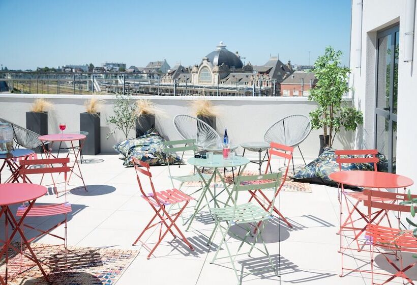 فندق Campanile Saintbrieuc Centre  Gare