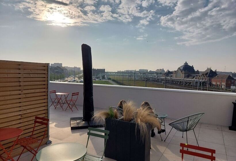 فندق Campanile Saintbrieuc Centre  Gare