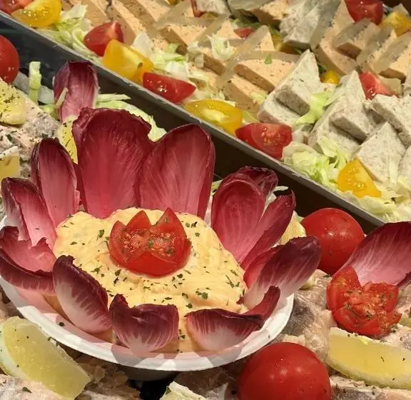 هتل Campanile Saintbrieuc Centre  Gare