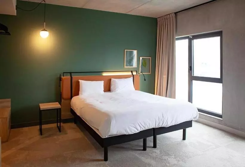 هتل Campanile Saintbrieuc Centre  Gare