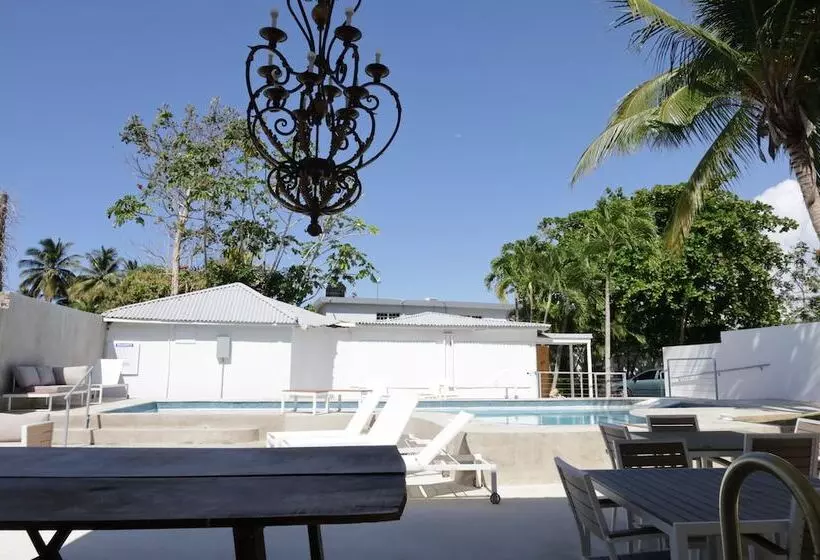 هتل Viento Beach Lodge