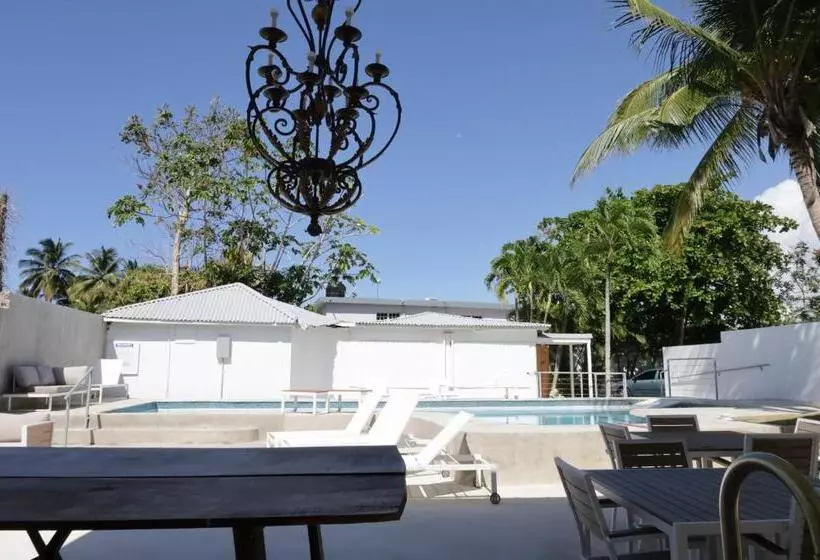 هتل Viento Beach Lodge