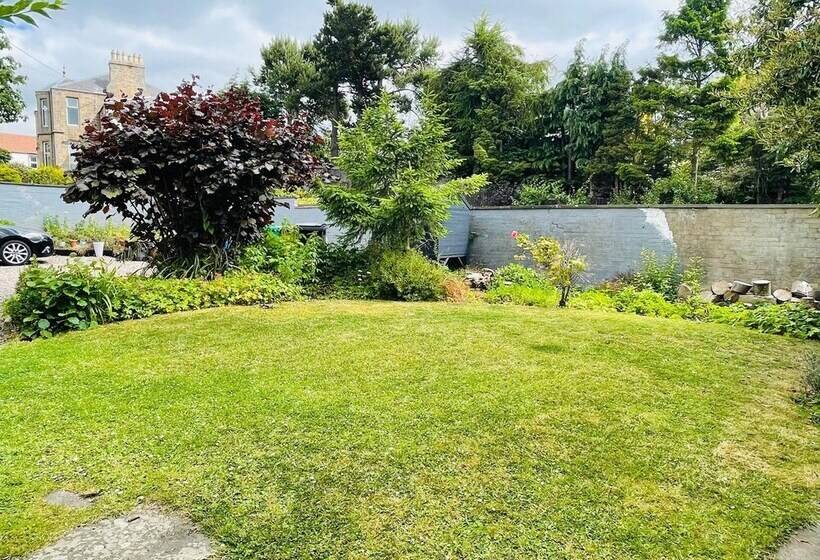 Lovely 5 Bed House In Lundin Links Coastal Village